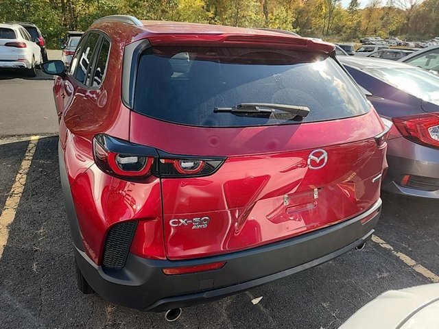 2023 Mazda CX-50 2.5 Preferred Plus photo 3