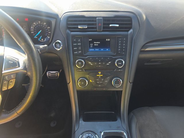 2017 Ford Fusion Sport photo 3