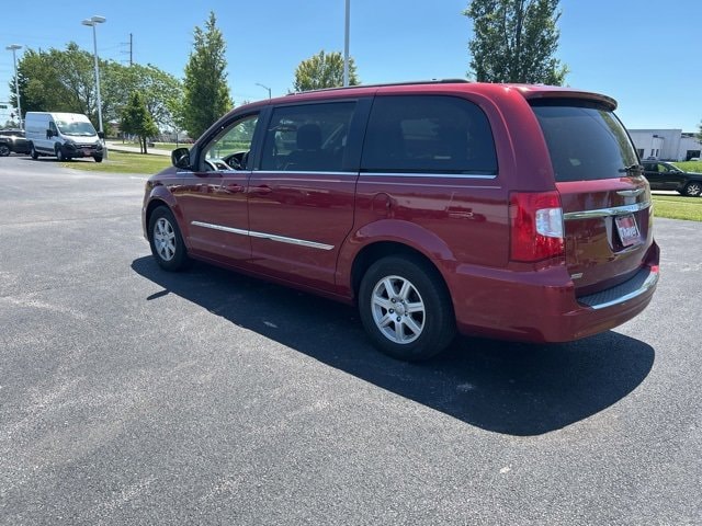 Used 2013 Chrysler Town & Country Touring with VIN 2C4RC1BG1DR670084 for sale in Bowling Green, OH