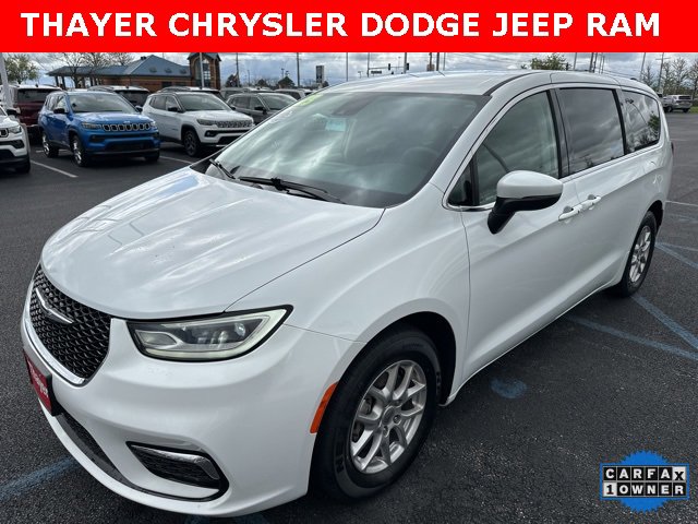 2023 Chrysler Pacifica Touring L