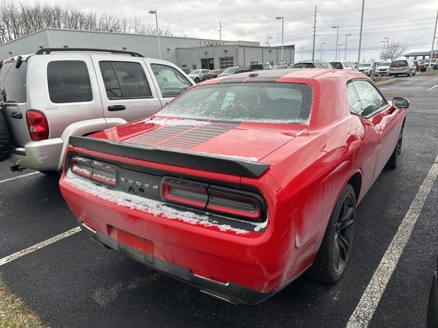 2016 Dodge Challenger SXT photo 4