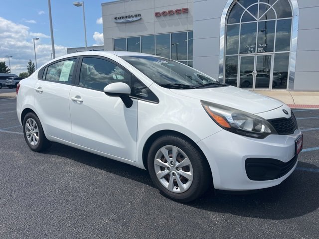 Used 2014 Kia Rio LX with VIN KNADM4A32E6408698 for sale in Bowling Green, OH