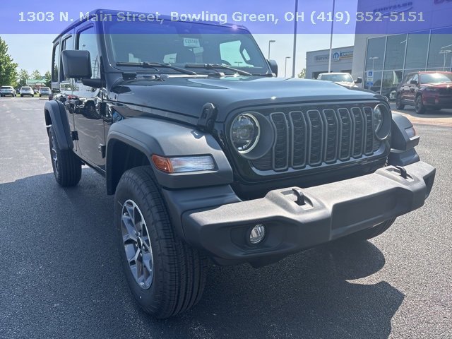 2025 Jeep Wrangler Sport S photo 3