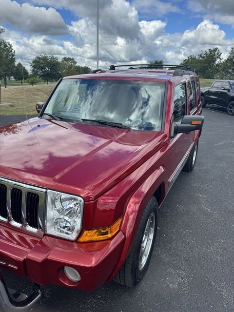 Used 2010 Jeep Commander Sport with VIN 1J4RH4GK5AC146659 for sale in Bowling Green, OH