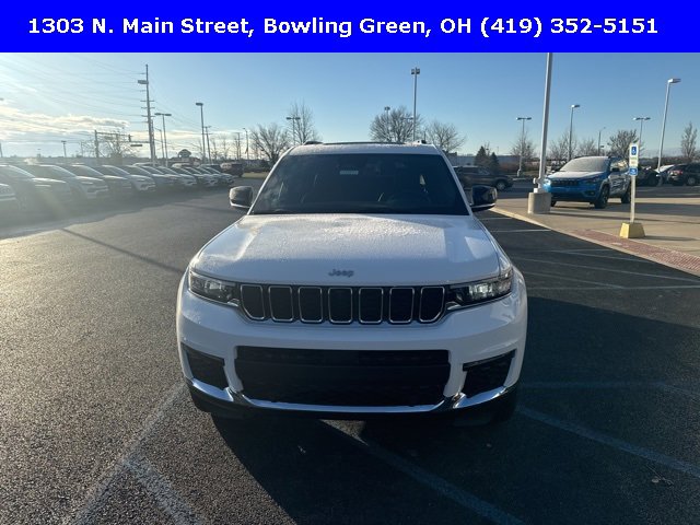 2025 Jeep Grand Cherokee Limited photo 4