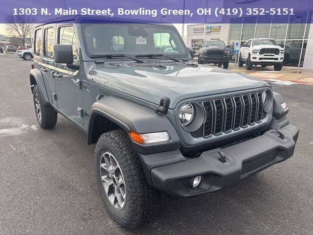 2026 Jeep Wrangler 4-Door Sport S's photo