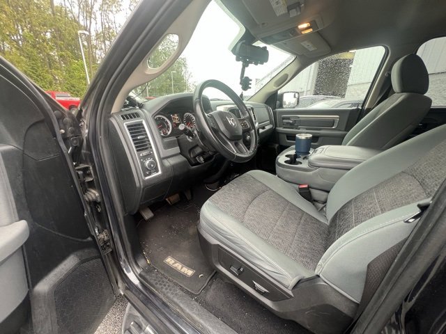 2015 Ram 1500 Big Horn photo 4