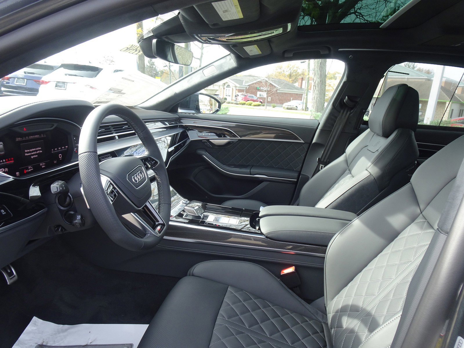2025 Audi S8 4.0T photo 4