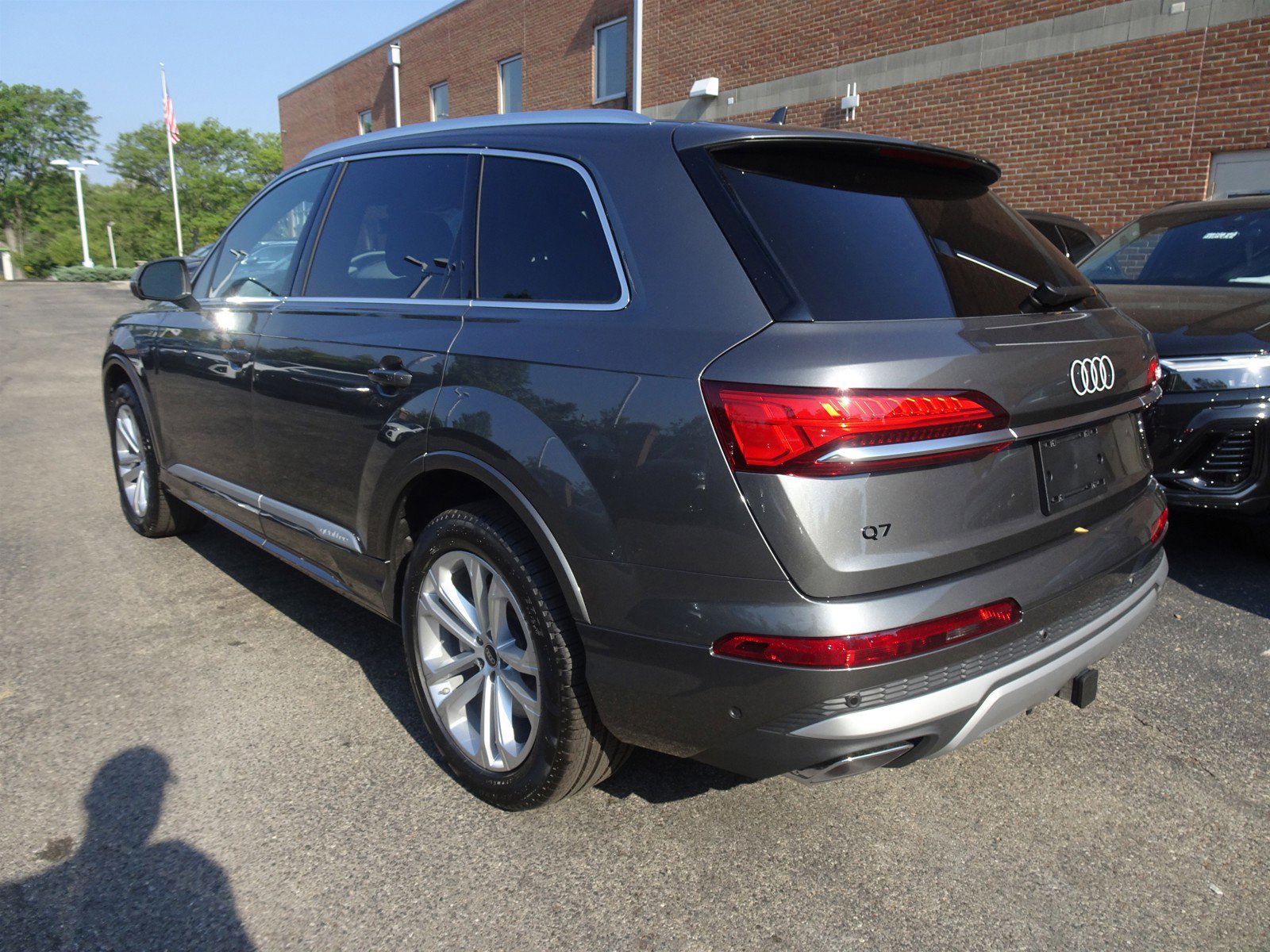 2025 Audi Q7 Premium photo 3