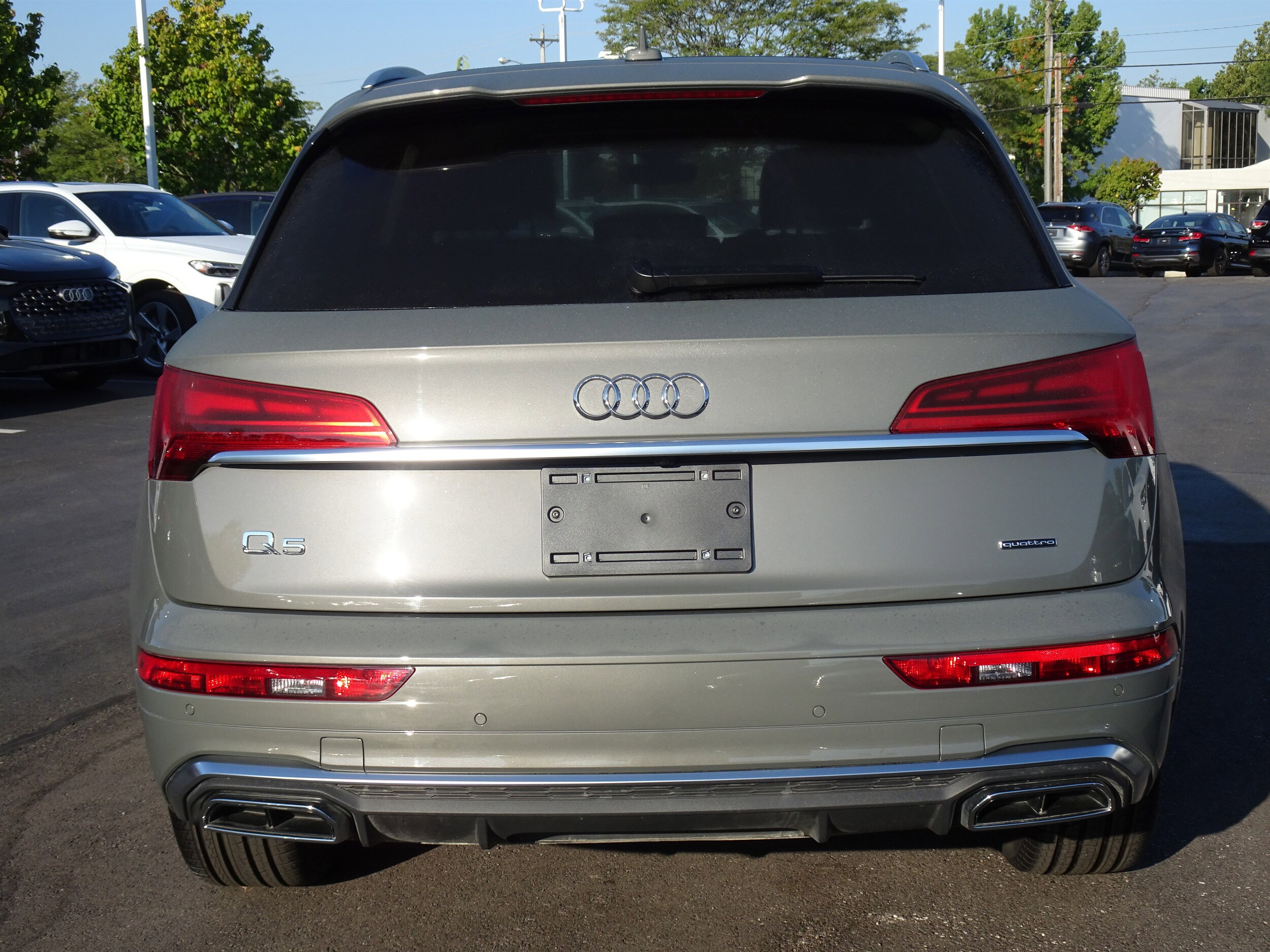 2025 Audi Q5 S line Premium Plus photo 4