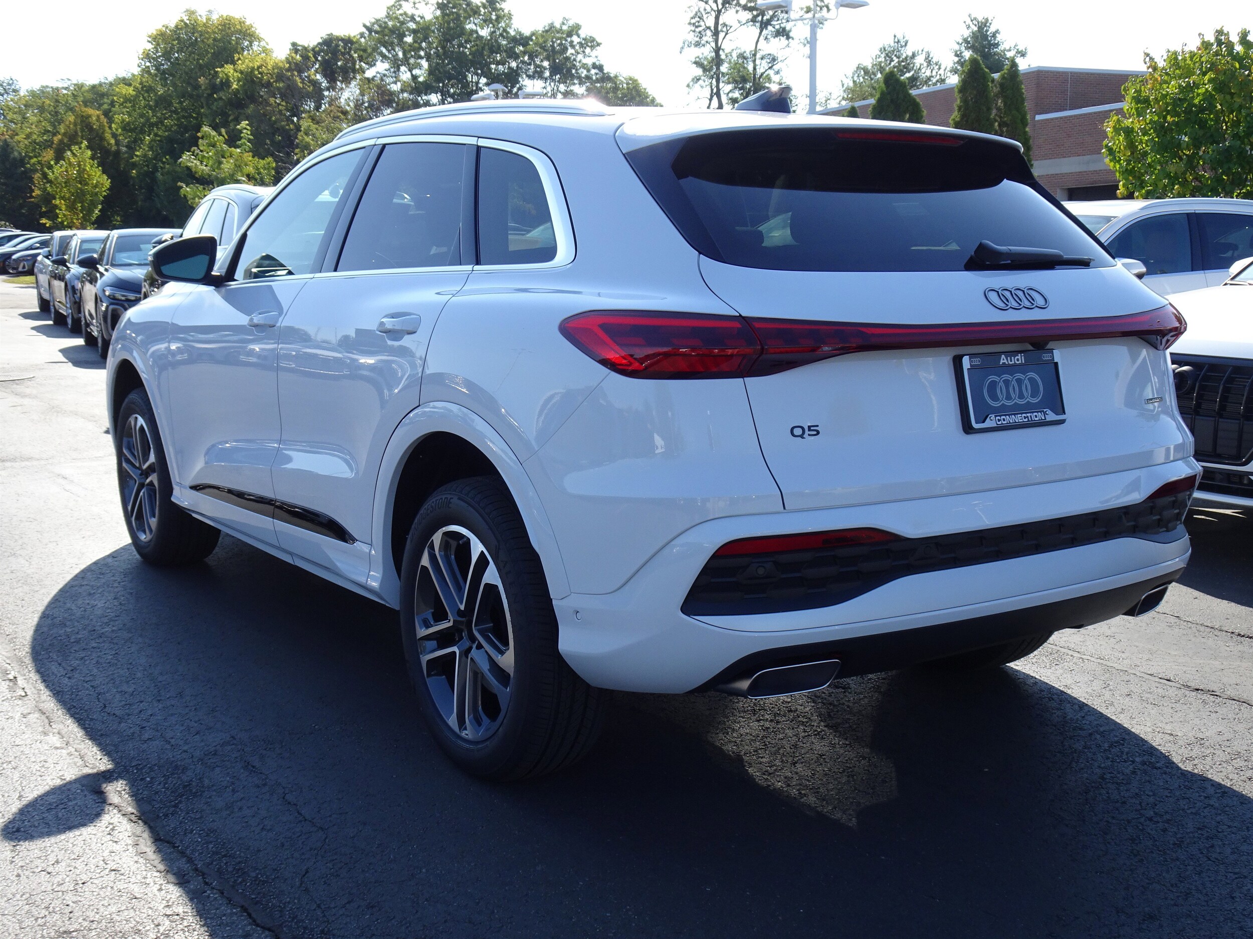2025 Audi Q5 2.0T Premium photo 3