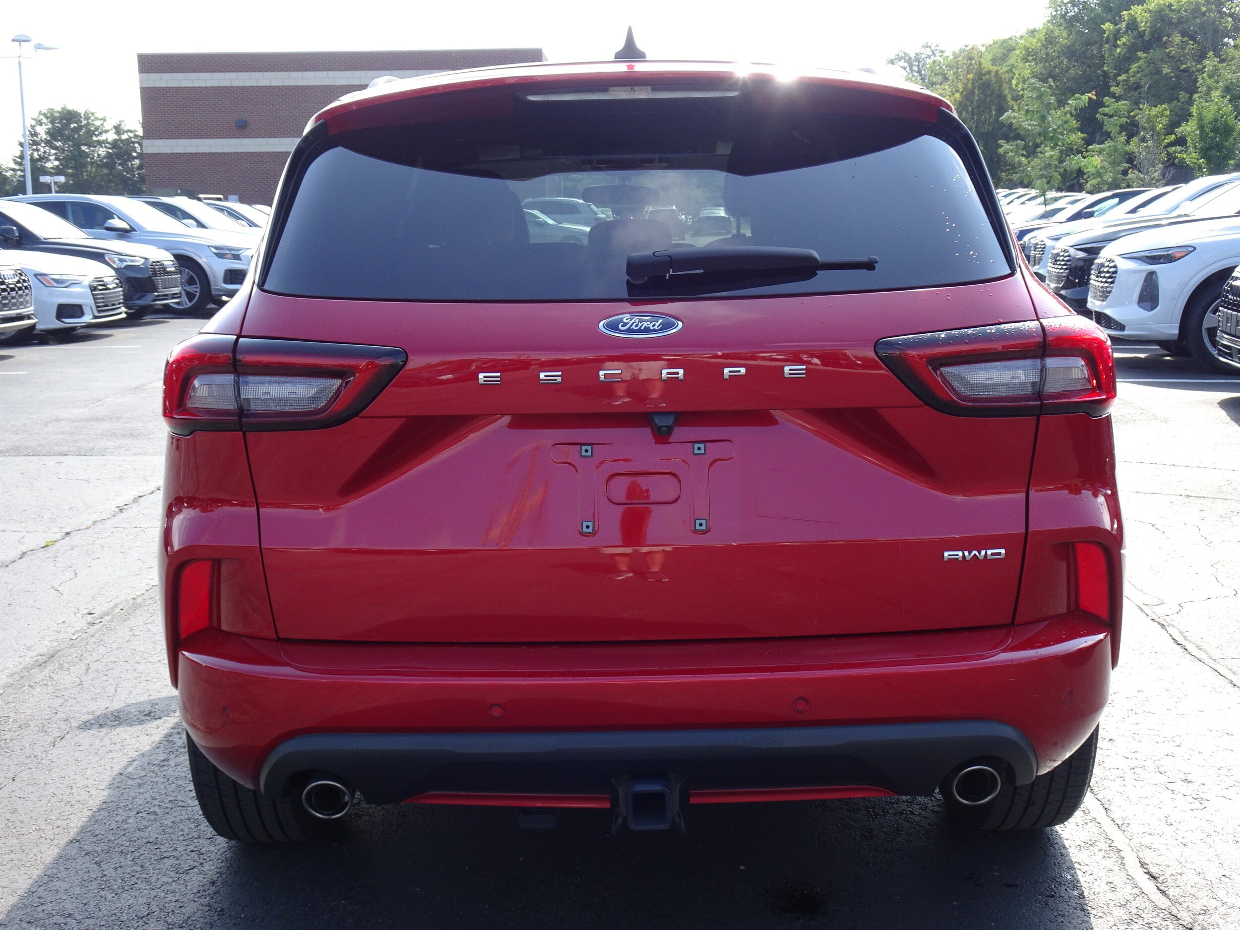 2023 Ford Escape ST-Line Select photo 4