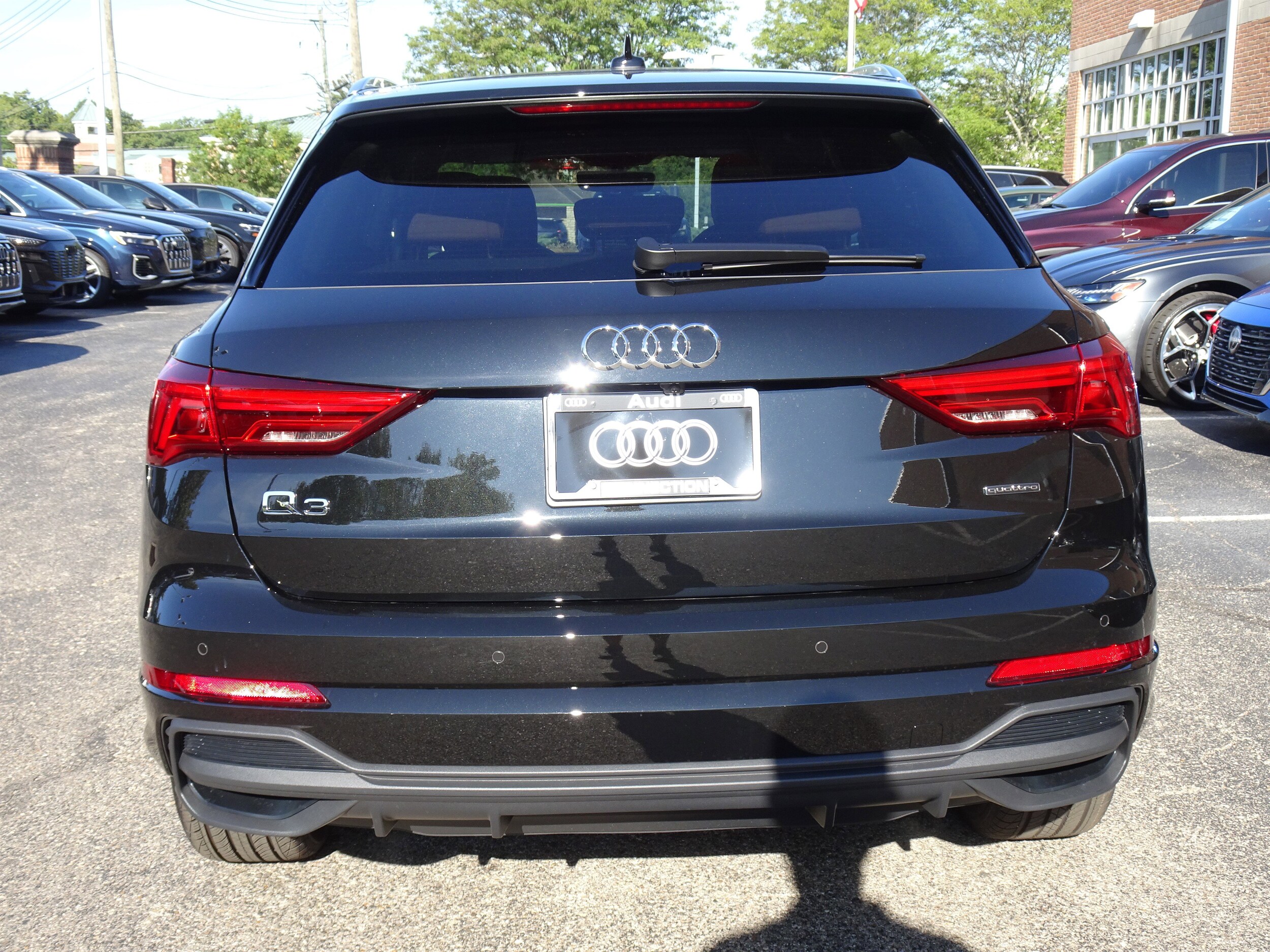 2025 Audi Q3 45 TFSI S line Premium Plus photo 2