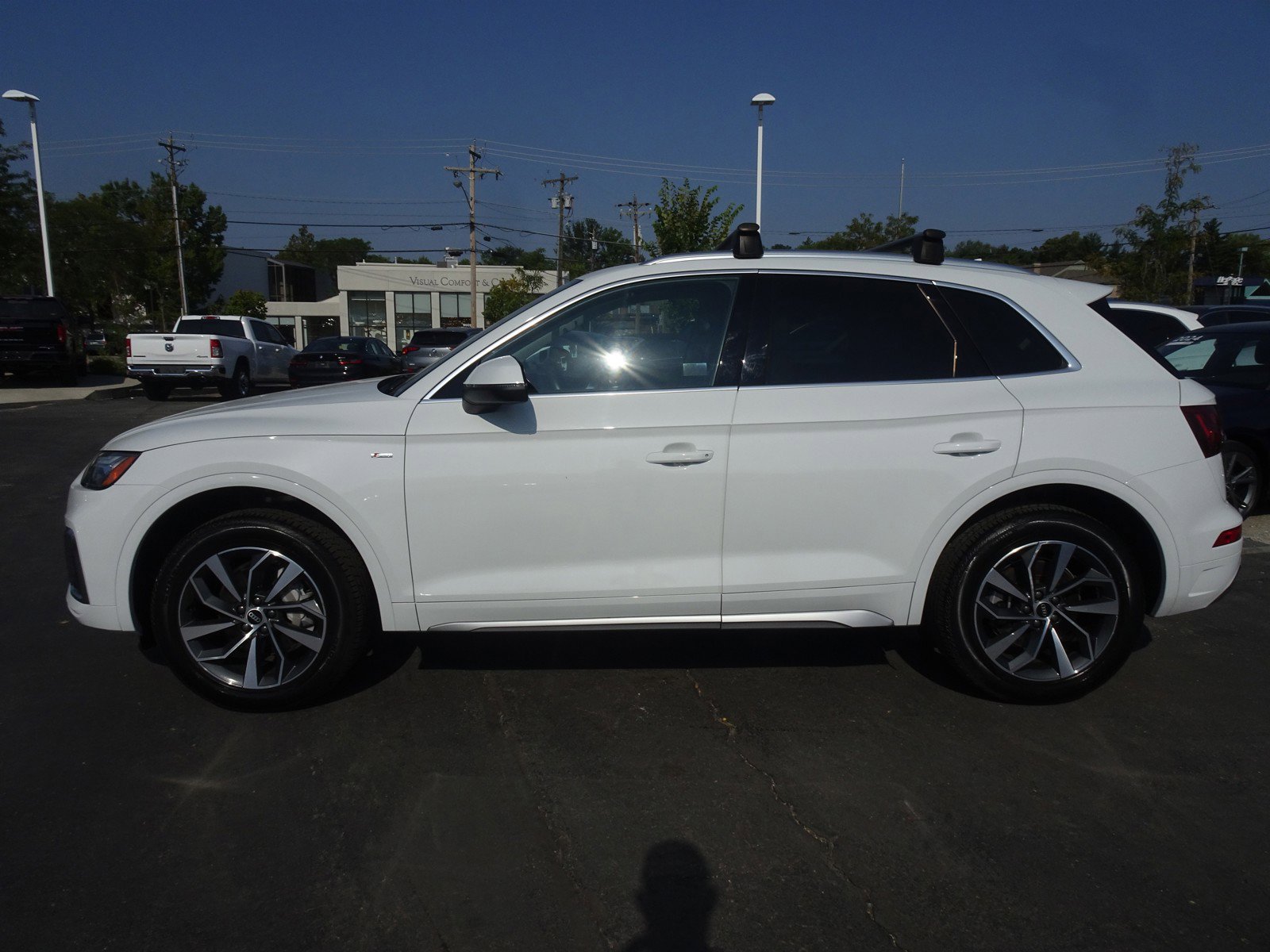 Certified 2022 Audi Q5 Premium with VIN WA1GAAFY8N2028018 for sale in Cincinnati, OH