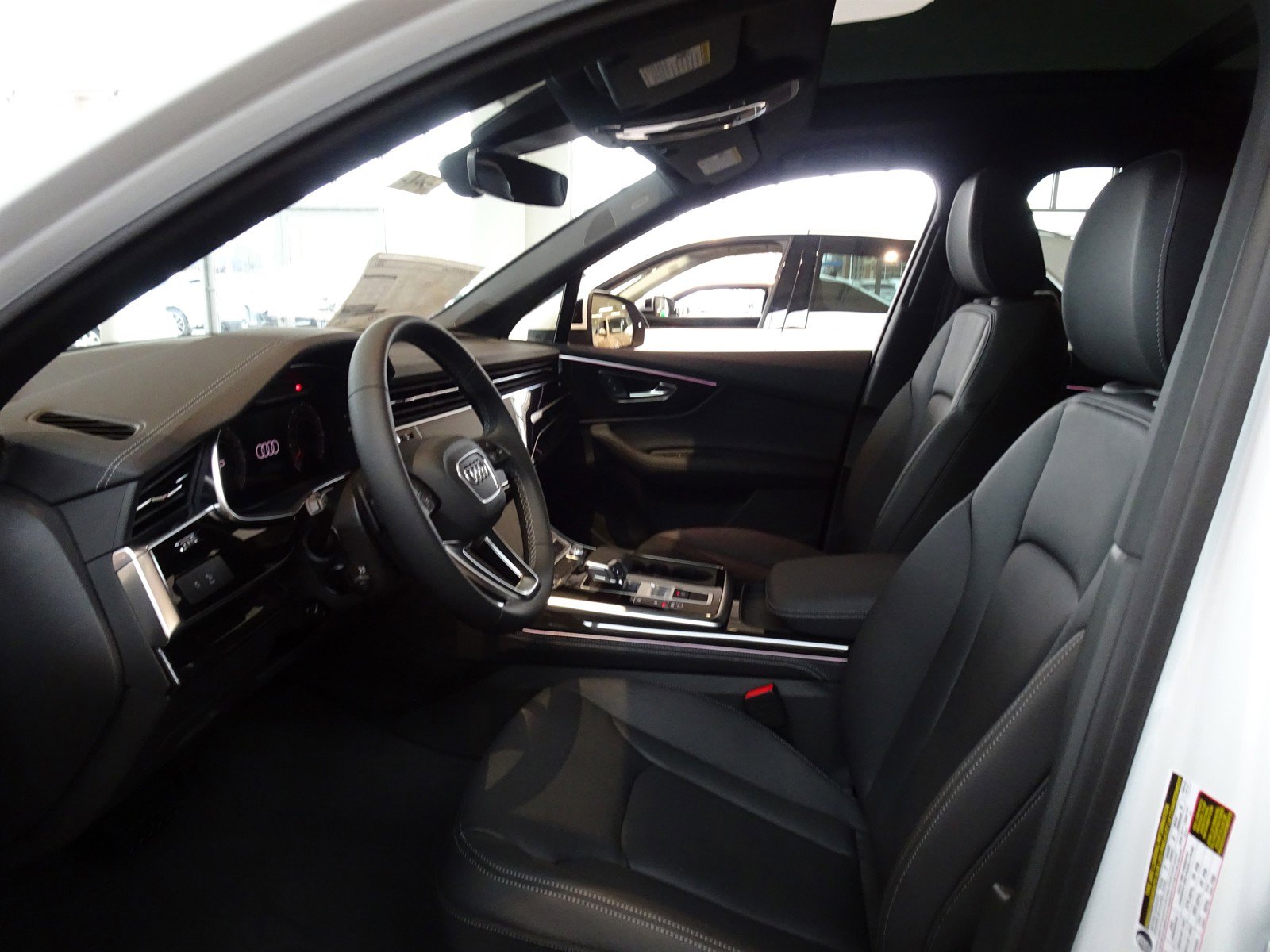 2025 Audi Q7 Premium Plus photo 4