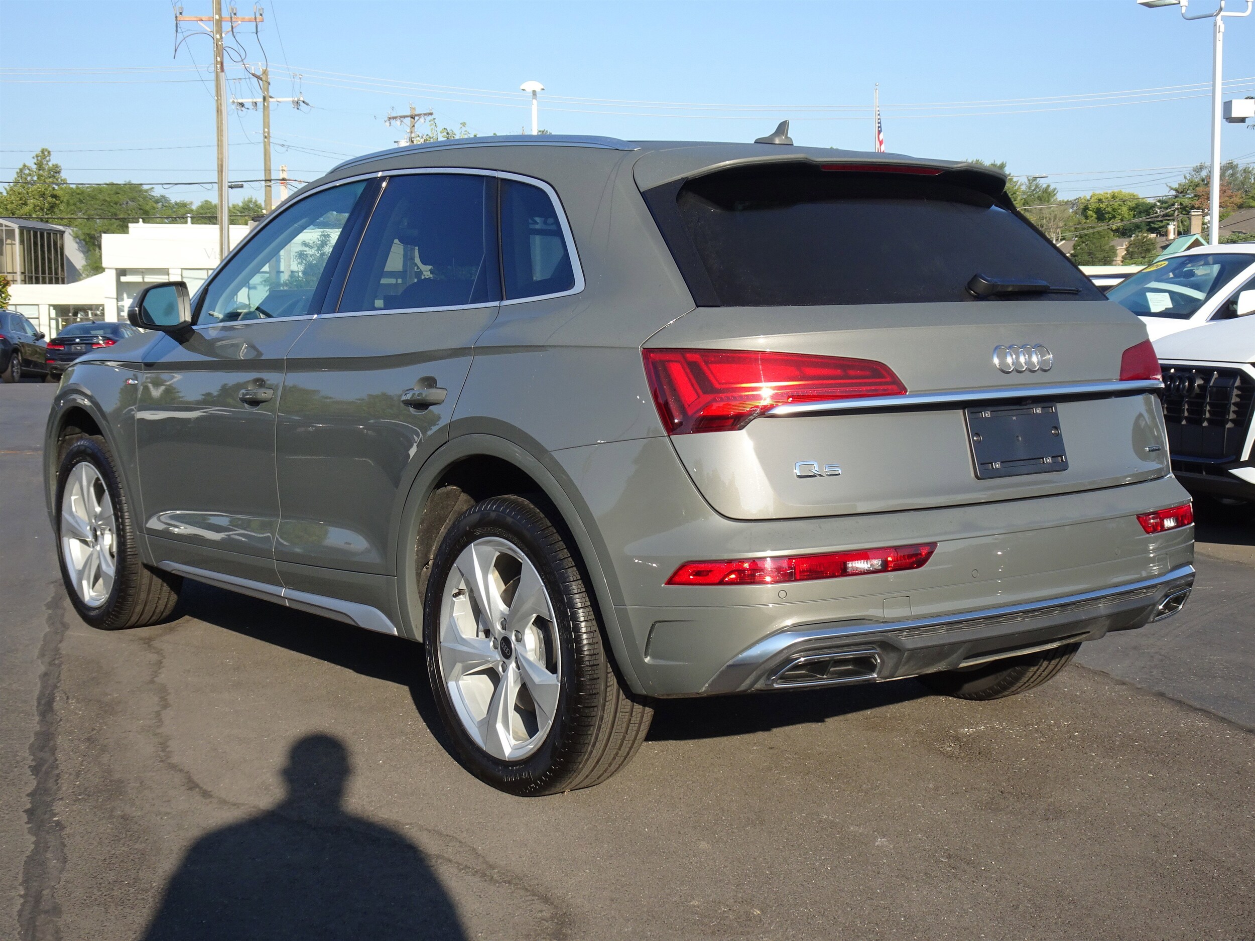 2025 Audi Q5 S line Premium Plus photo 3