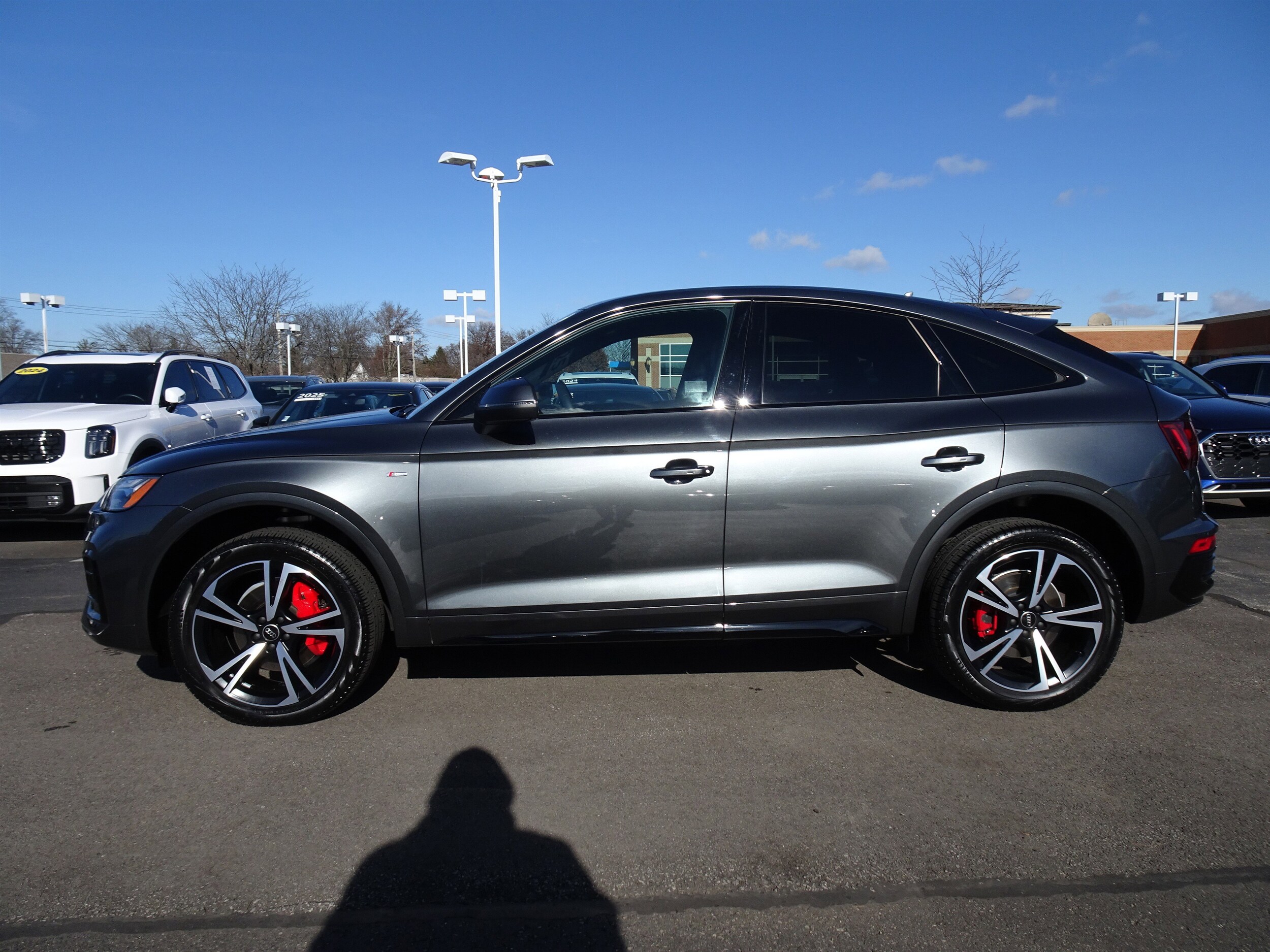 2025 Audi Q5 Sportback S line Premium Plus photo 2