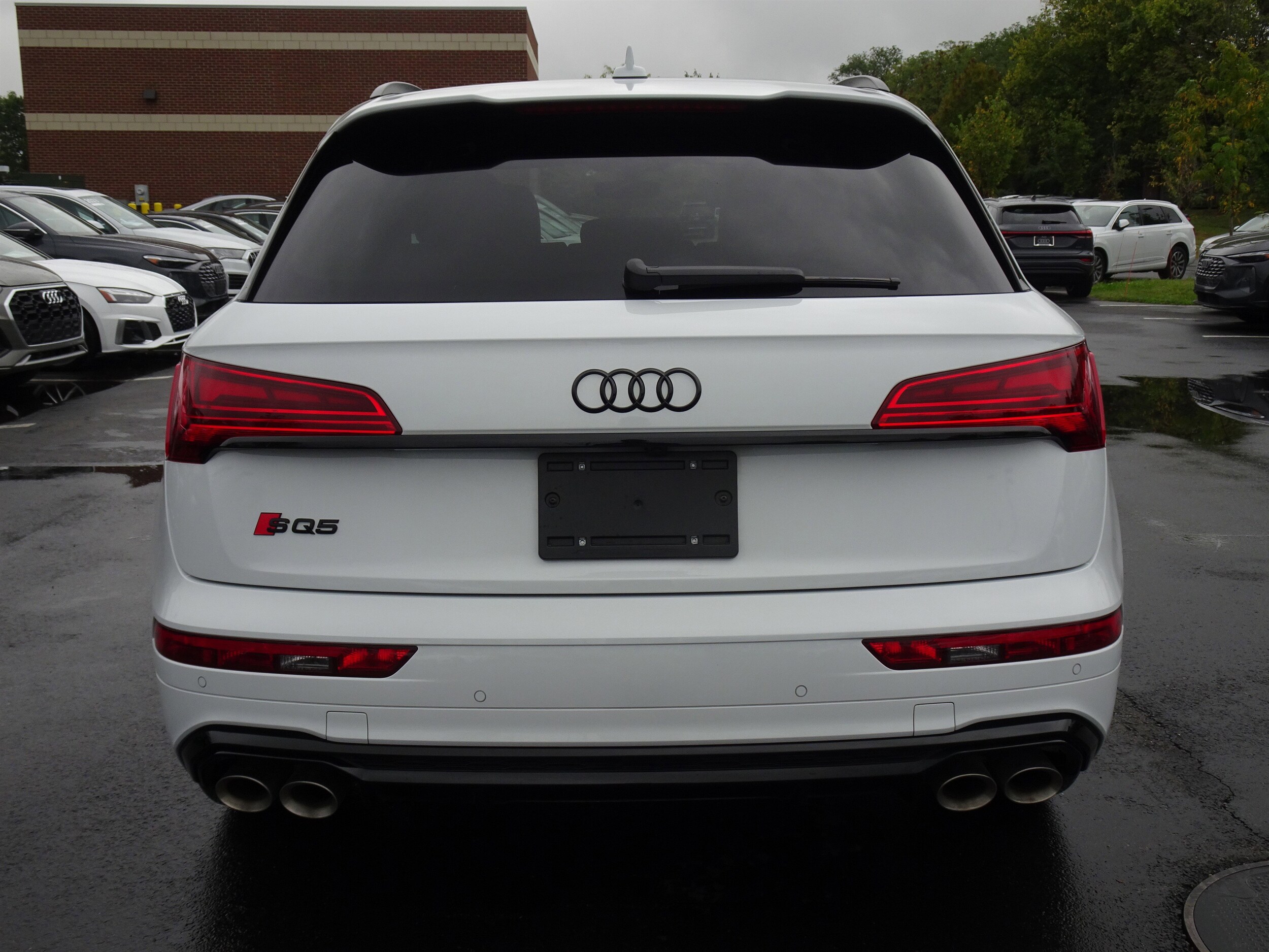 2025 Audi SQ5 Premium Plus photo 3