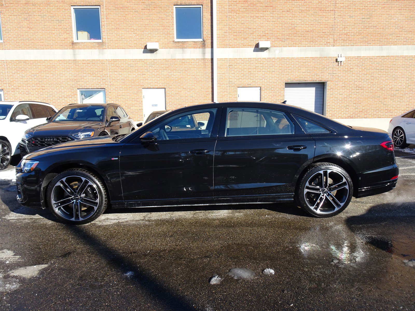 2025 Audi A8 L 55 photo 2