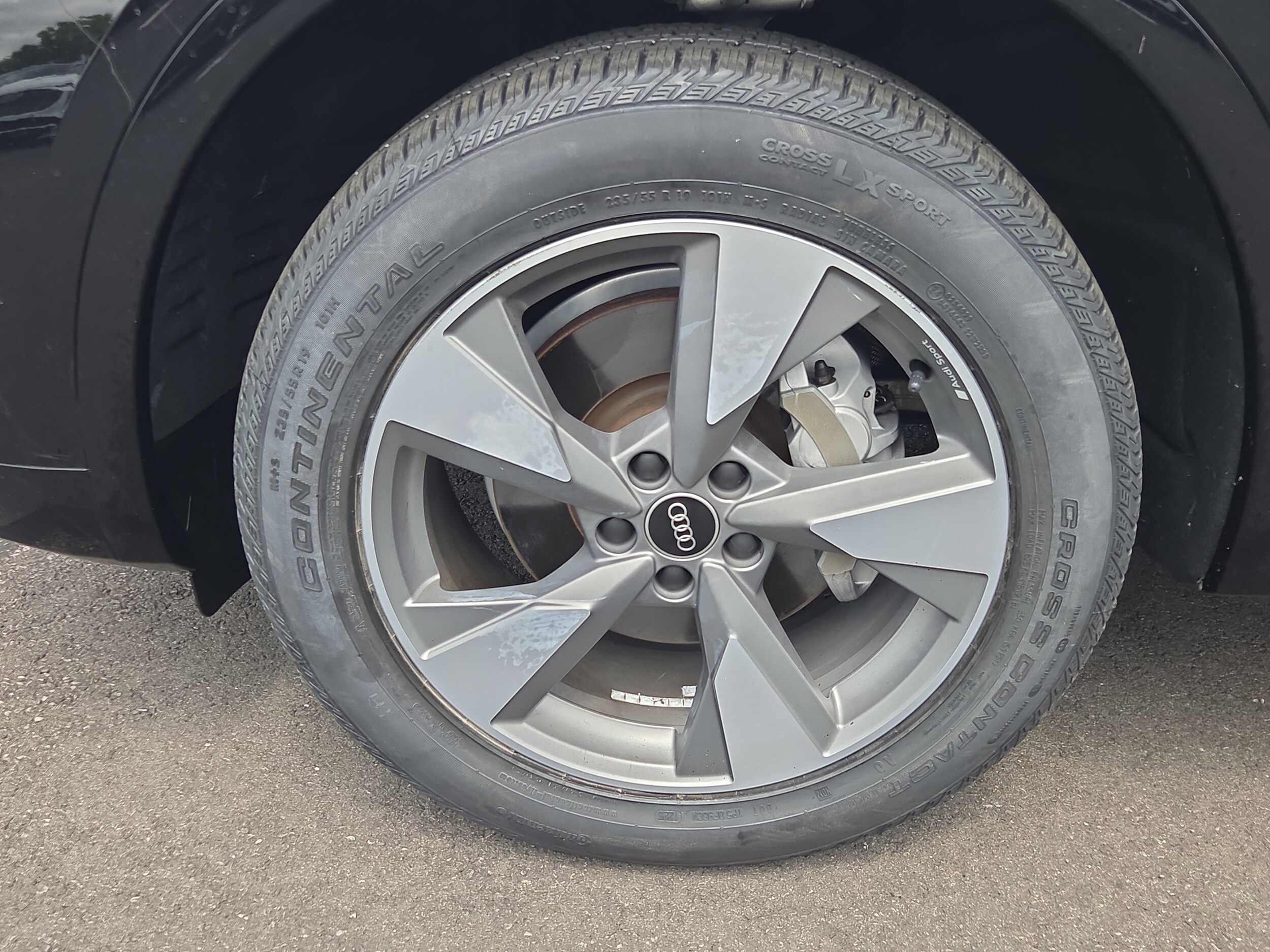 2022 Audi Q5 Premium Plus photo 2