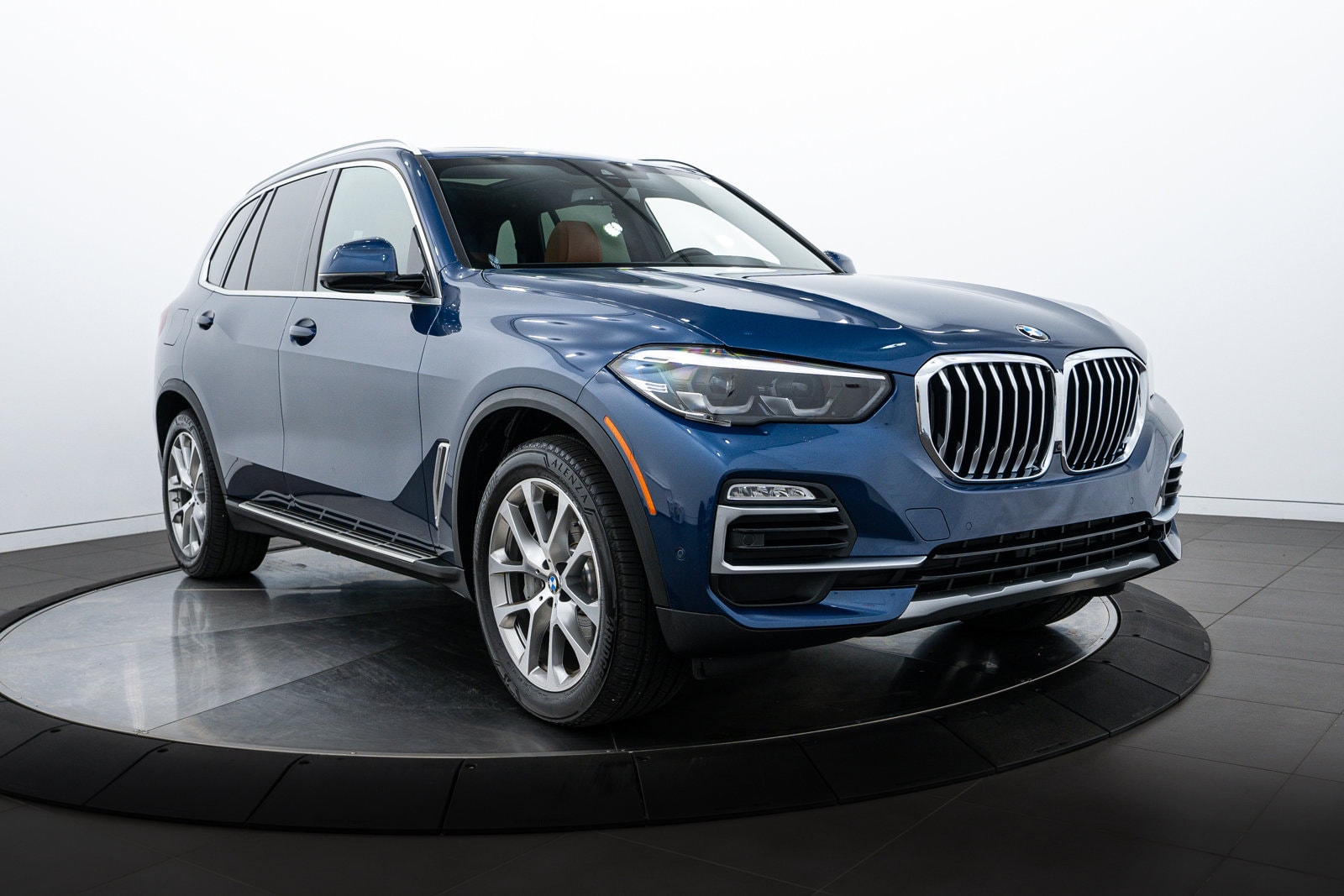 Used 2021 BMW X5 45e with VIN 5UXTA6C07M9E11567 for sale in Highland Park, IL