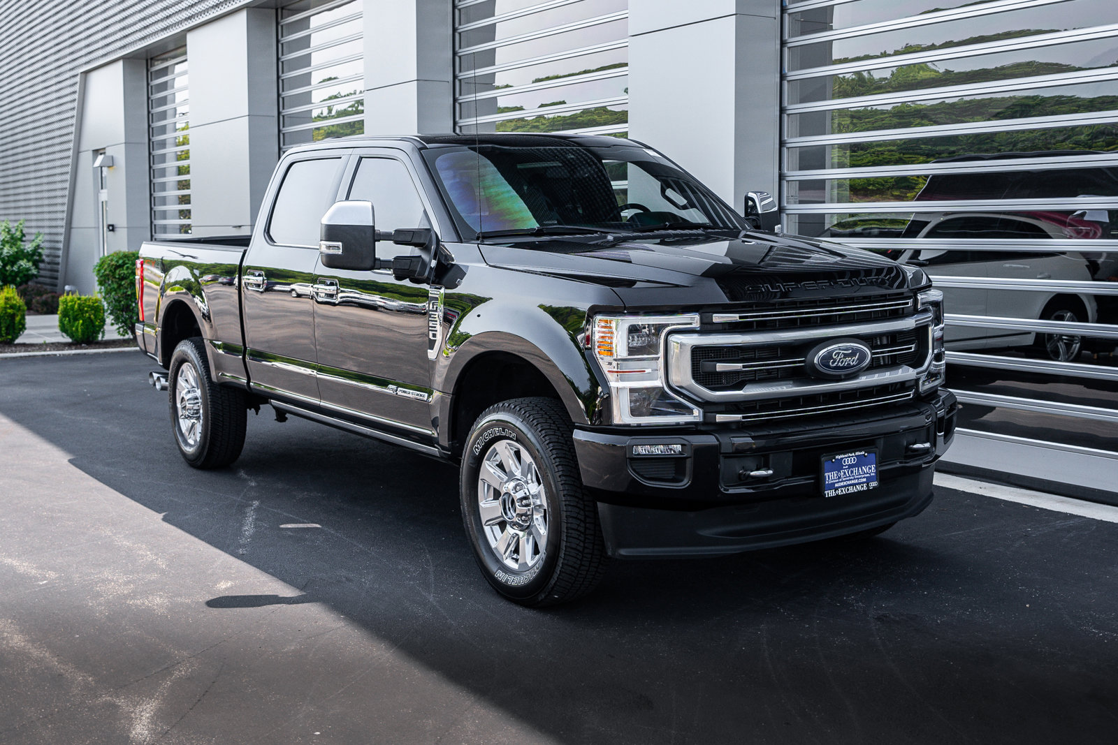 Used 2021 Ford F-350 Super Duty Platinum with VIN 1FT8W3BT4MEC98524 for sale in Highland Park, IL