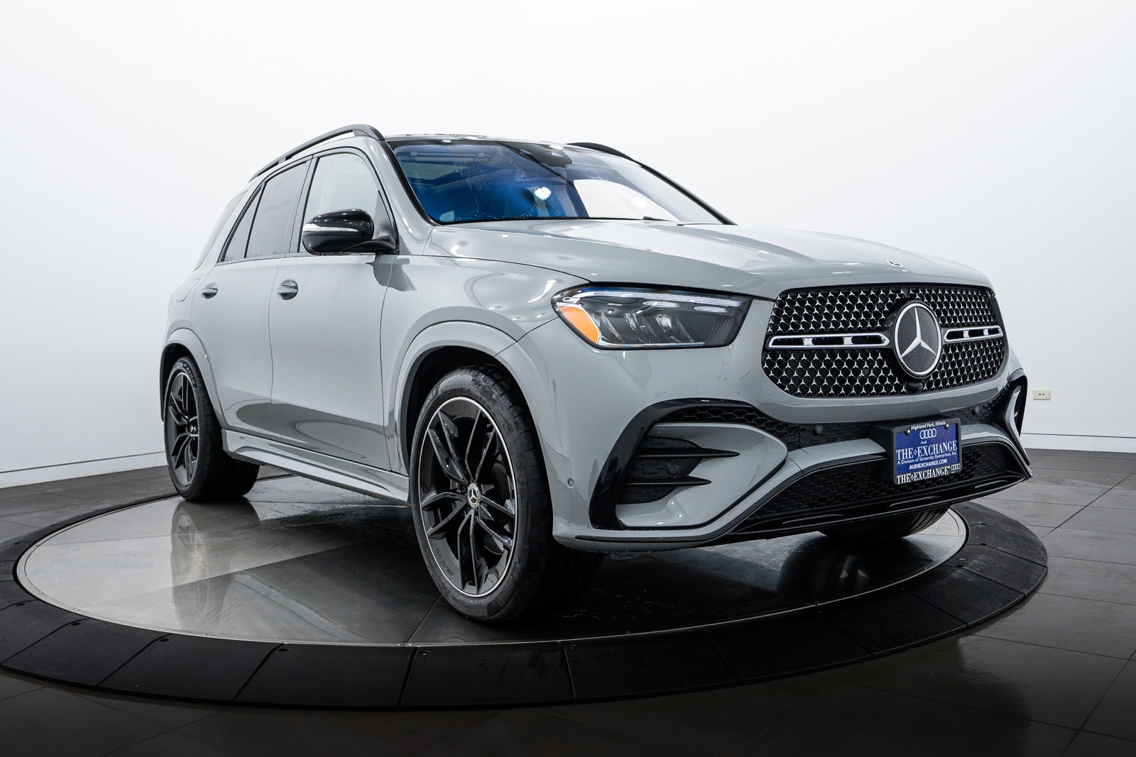 Used 2024 Mercedes-Benz GLE GLE580 with VIN 4JGFB8FB8RB123862 for sale in Highland Park, IL