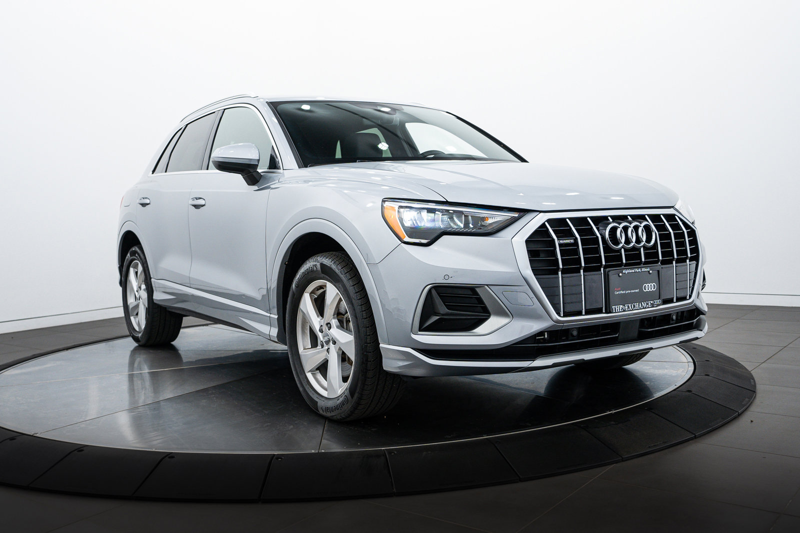 Certified 2020 Audi Q3 Premium with VIN WA1AECF36L1122489 for sale in Highland Park, IL