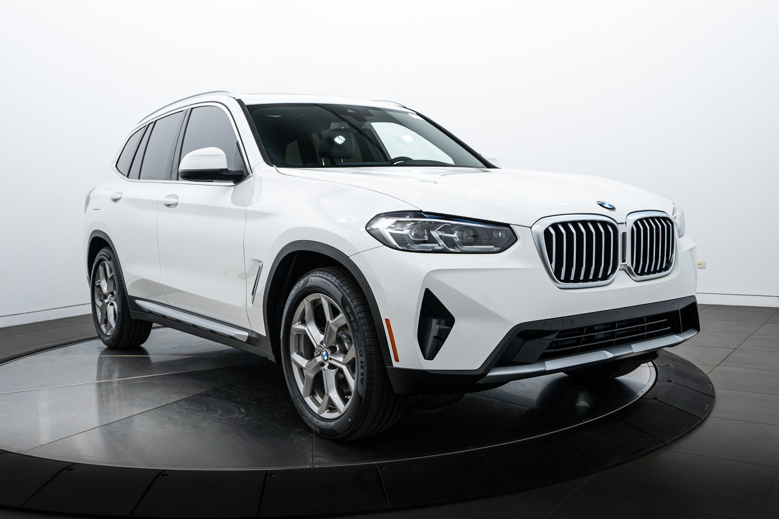 Used 2022 BMW X3 30i with VIN 5UX53DP00N9J09652 for sale in Highland Park, IL