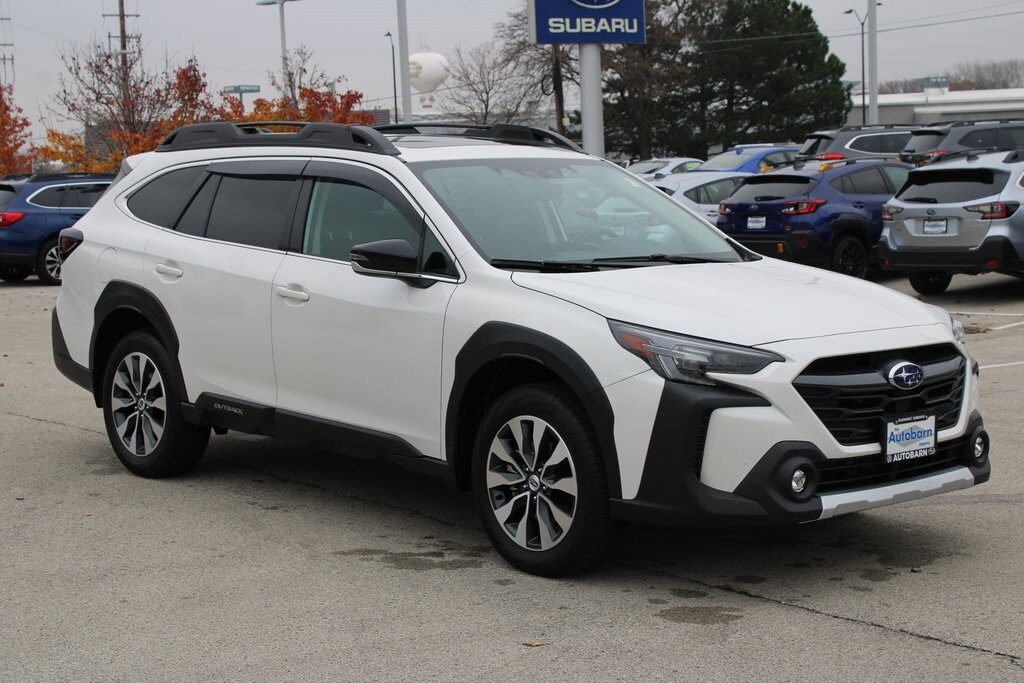 2023 Subaru Outback Limited XT photo 3