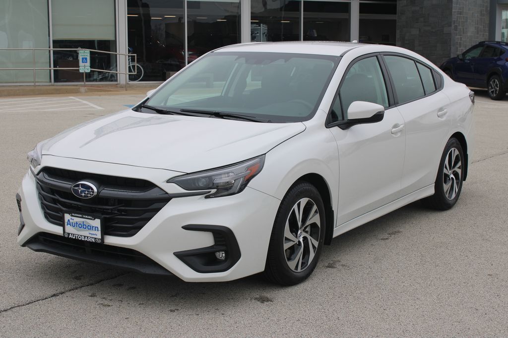 2025 Subaru Legacy Premium's photo