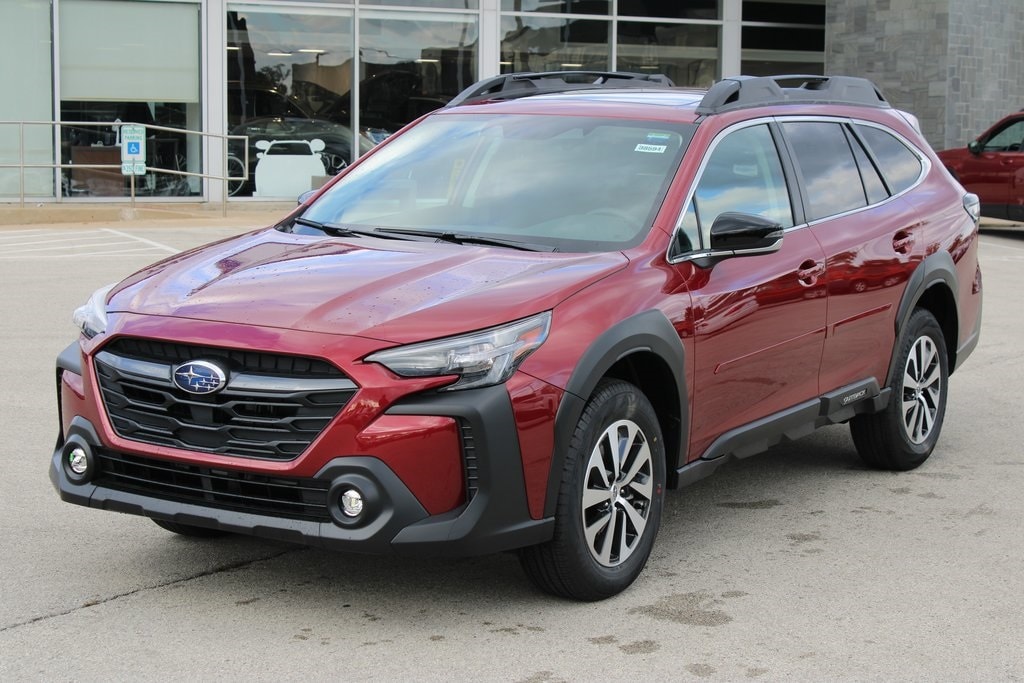 2025 Subaru Outback Premium's photo