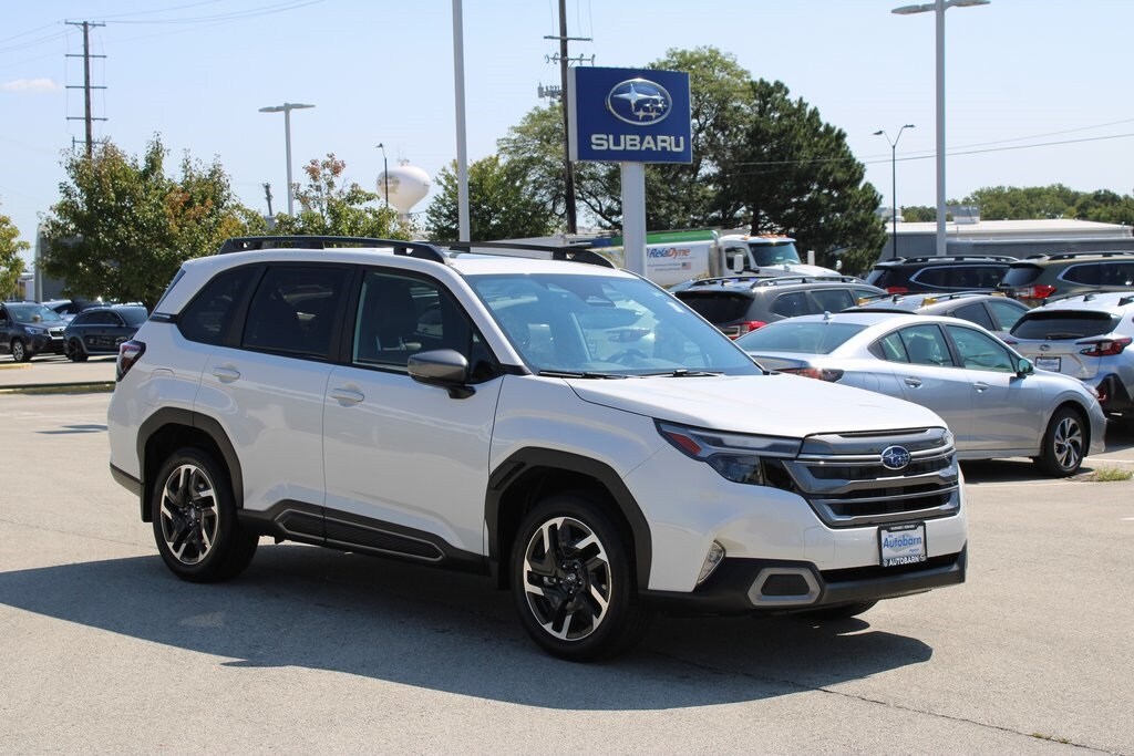 2025 Subaru Forester Limited photo 2