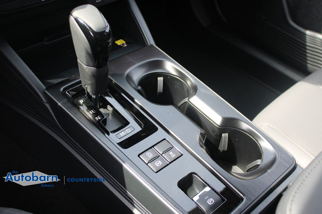 2026 Subaru Outback Limited - Photo 16