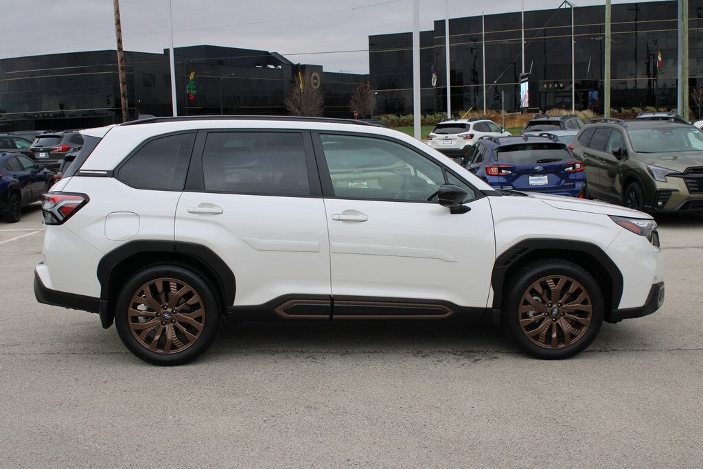 2025 Subaru Forester Sport photo 4