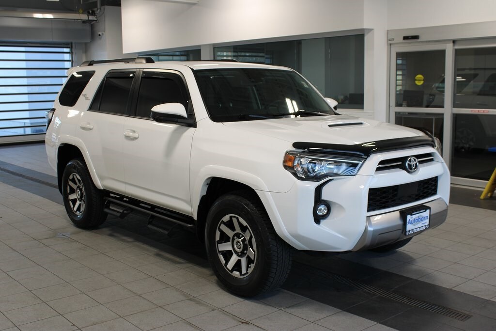 2023 Toyota 4Runner TRD photo 3