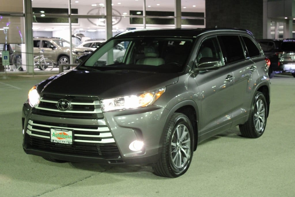 2018 Toyota Highlander XLE's photo
