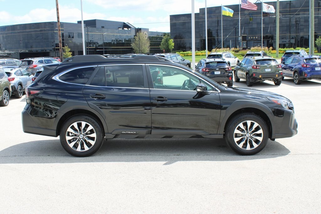 2024 Subaru Outback Limited photo 3