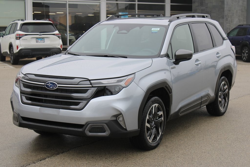 2025 Subaru Forester Limited's photo