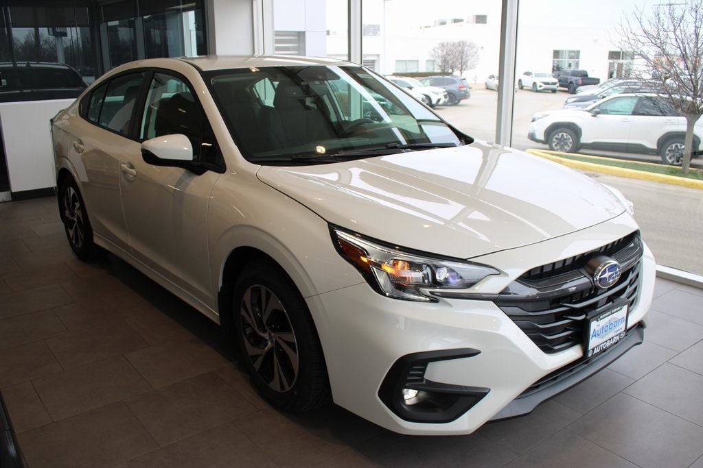 2025 Subaru Legacy Premium's photo