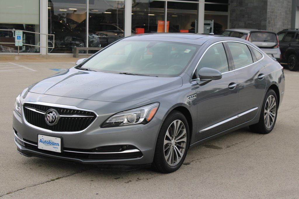 2019 Buick LaCrosse Essence AWD's photo