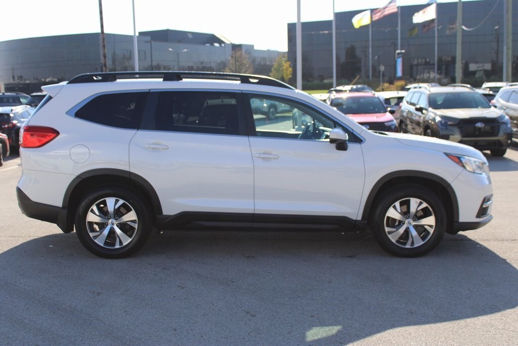2019 Subaru Ascent Premium photo 4