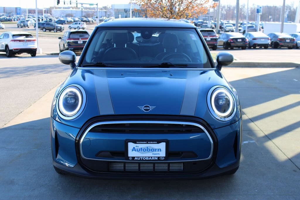 Used 2024 MINI Hardtop 2 Door Base with VIN WMW33DH08R2U77760 for sale in Countryside, IL