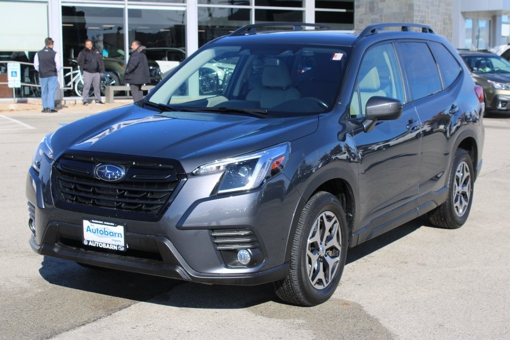 2023 Subaru Forester Premium's photo