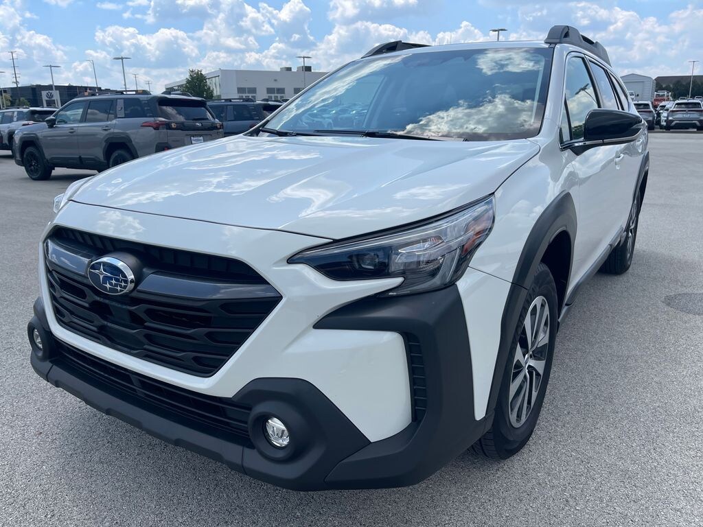 Used 2024 Subaru Outback Premium SUV