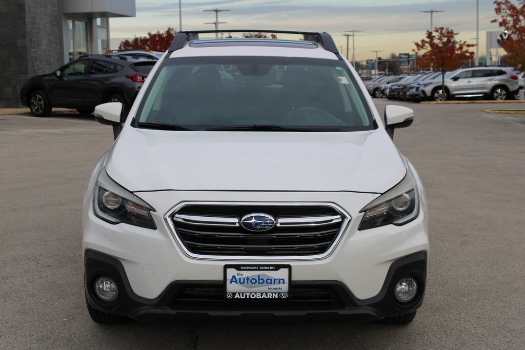 2019 Subaru Outback 3.6R Limited photo 2