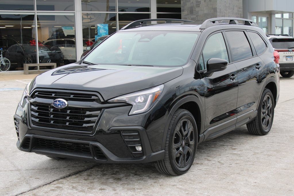 Used 2025 Subaru Ascent Onyx Edition Touring SUV