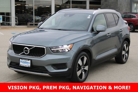 2019 Volvo XC40 Momentum SUV