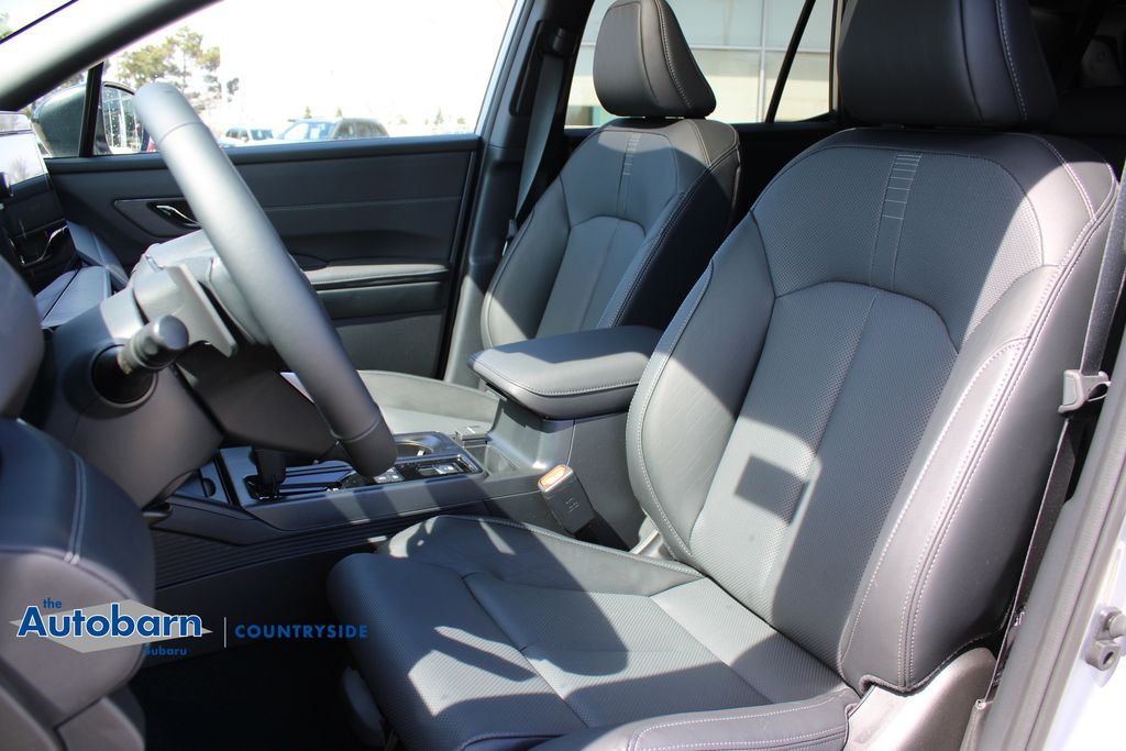 2026 Subaru Outback Touring - Photo 8