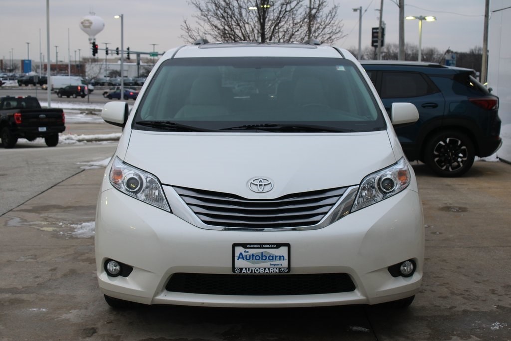 Used 2017 Toyota Sienna XLE 7 Passenger Minivan/Van